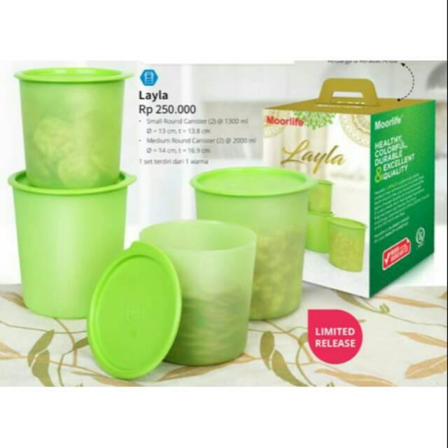 Layla Toples Kue Lebaran
