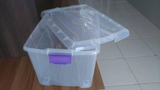 Box Container Bening 50 Liter+Roda