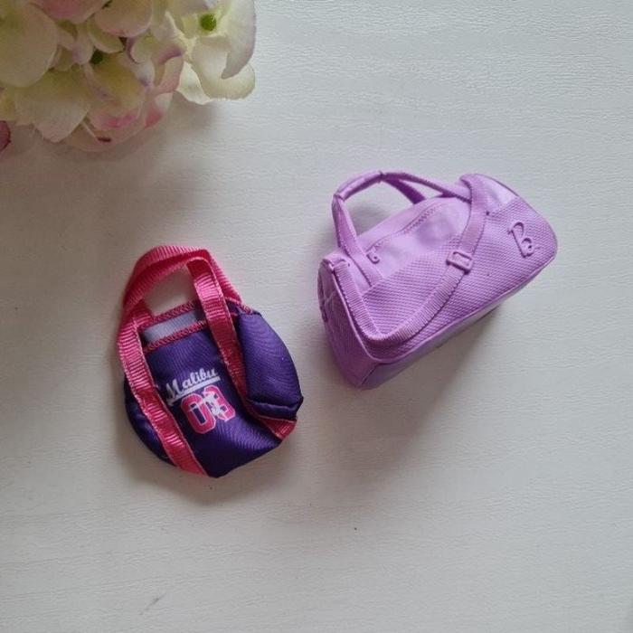 Aksesoris Tas Sport / Picnic Boneka Barbie Mattel