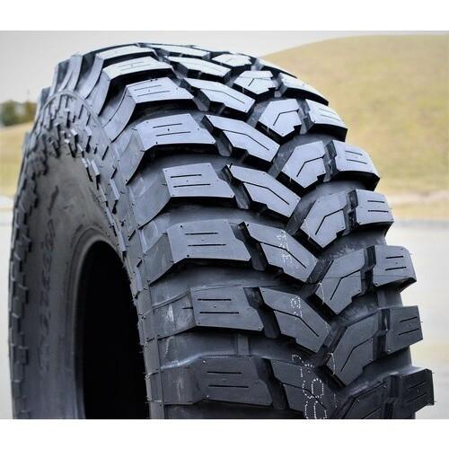 Maxxis M8060 Trepador Size 42x14.5 R17 Ban Mobil Offroad