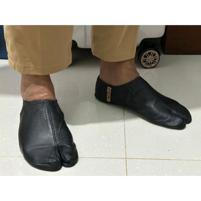 Dijual sepatu thawaf khuff khuf ibu jari kulit asli Limited
