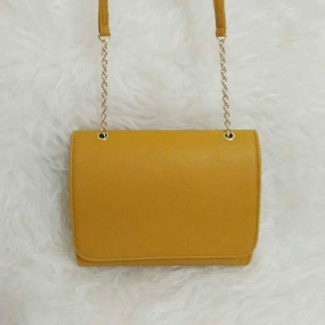 SAVERIA Mustard Bag Medium Clutch TasSelempang Kuning Kunyit