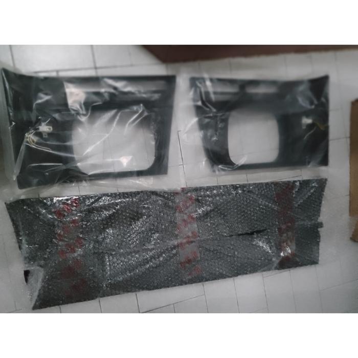 " 1 Set Lengkap Grill Depan Muka / Front Grill Mitsubishi L300 Model