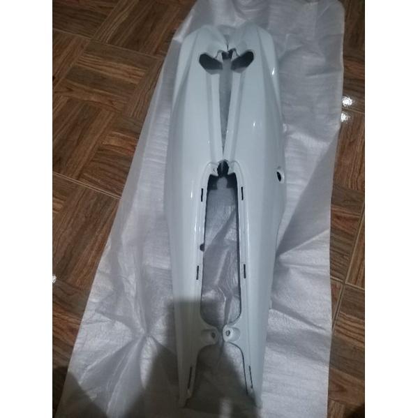 " Body Spin 125 Cc Sgp Warna Putih "
