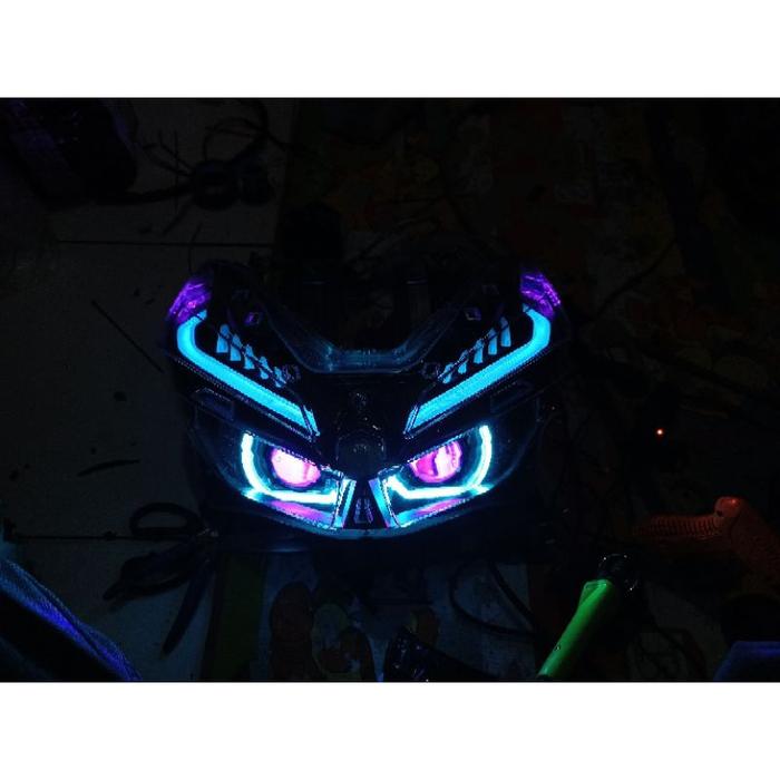 " Paket Reflektor Jadi Custom Projie Led + Shroud Bmw Vario 125/ 150 "