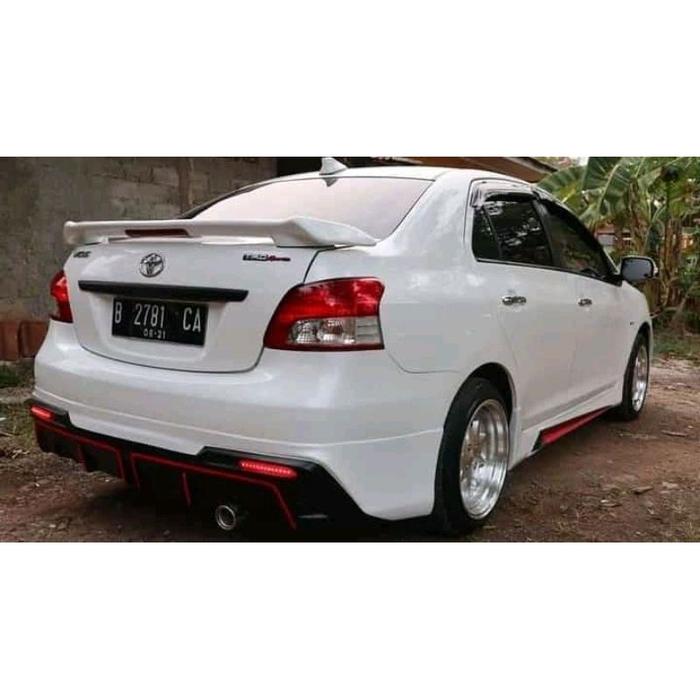 " Spoiler Vios Trd Dengan Lampu "