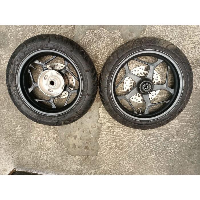 Velg Depan Belakang  (Wheel Sub Assy Front Back (Grey) PCX 160 K1Z Ori