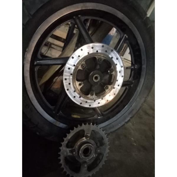 velg Pulsar 220