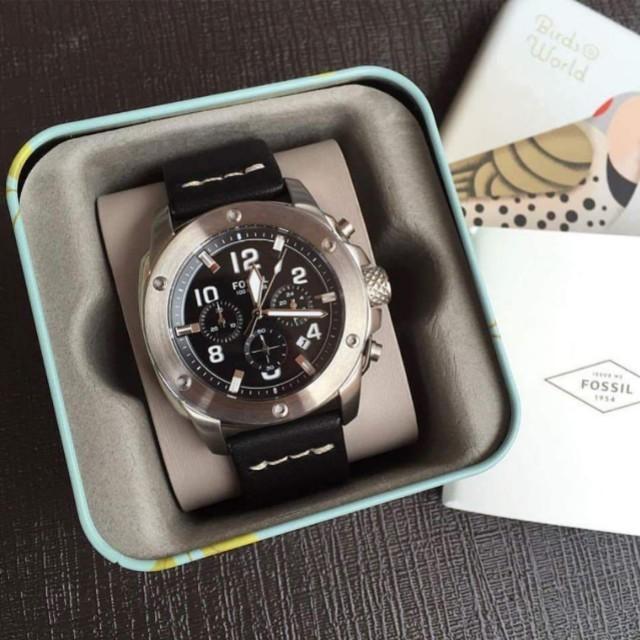 FOSSlL FS4928