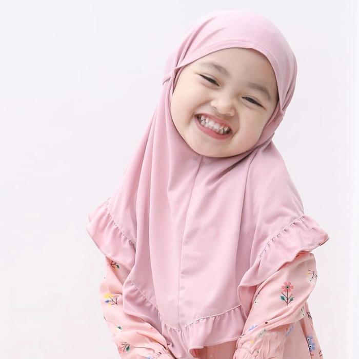 Banyak Jilbab Instan Anak / Bergo Anak / Khimar Anak Rempel Tania