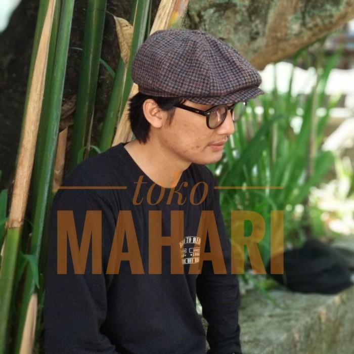 gatsby hat / newsboy cap / flat cap / topi seniman / topi sutradara