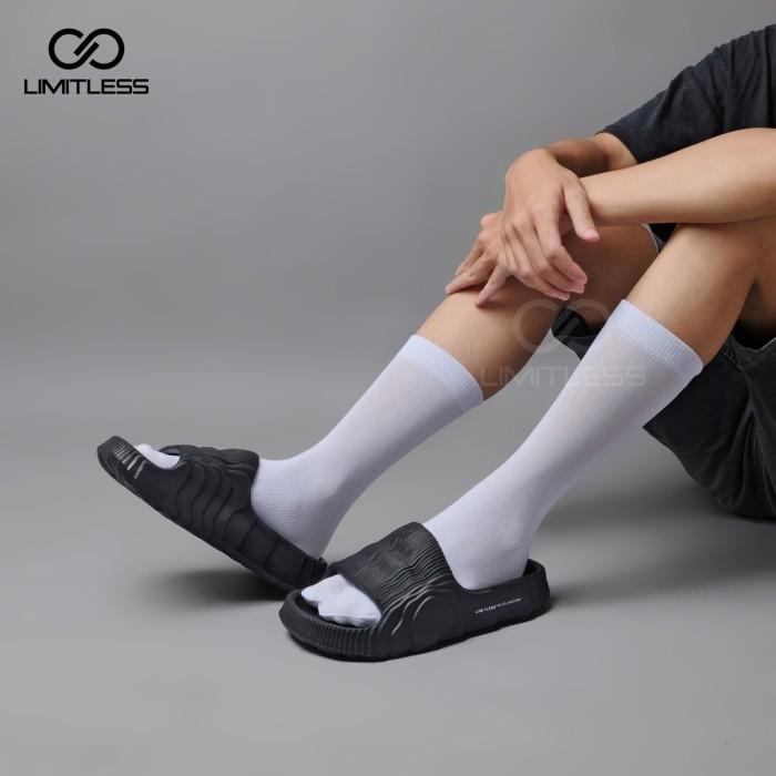 Limitless Sandal Cowok Adilette Slide Kekinian Sendal Slop Pria Casual Empuk Ringan Size 37-44