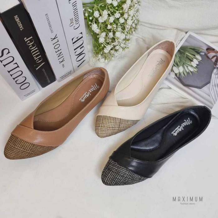 Penawaran Terbatas R9 MAXIMUM VALENCIA Sepatu Flat Wanita Sendal
