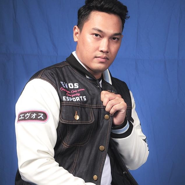 produk baru EVOS Roarcade Denim Varsity Jacket SILAHKAN DI ORDER
