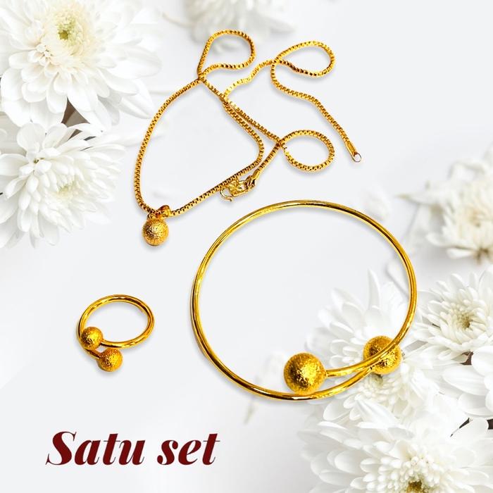 perhiasan satu set//perhiasan pemgganti emas//set setan