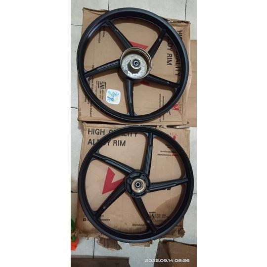 Velg Racing Motor Revo Absolute