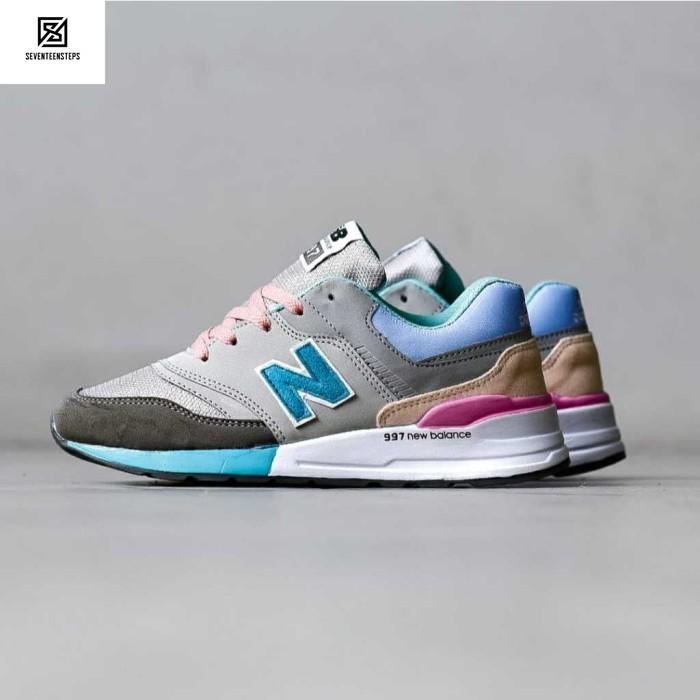 Sepatu Sneakers Casual Wanita NB 997 Grey Multicolor Terbaru