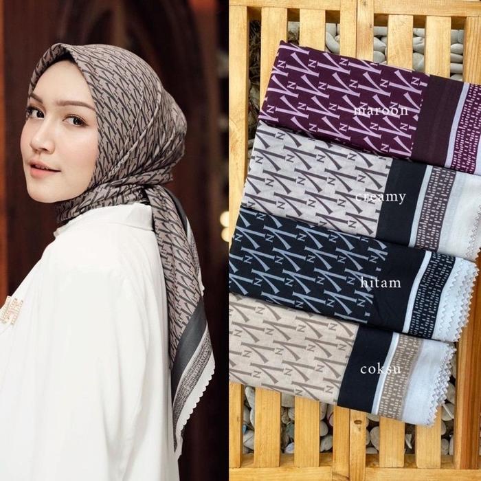 Hijab Segi Empat Motif Vanilla / Vanilla Hijab
