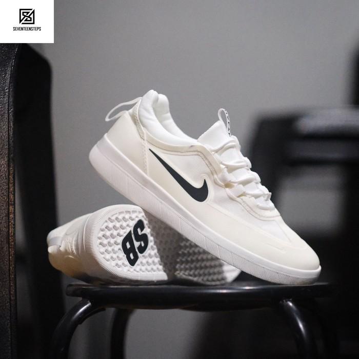 Sepatu Sneaker N*ke Sb Nyjah Free 2 Original White Black Terbaru