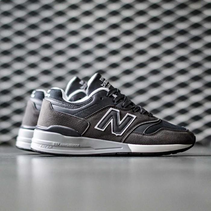 Sepatu Sneaker NB 997 Original Prem Grey White Terbaru