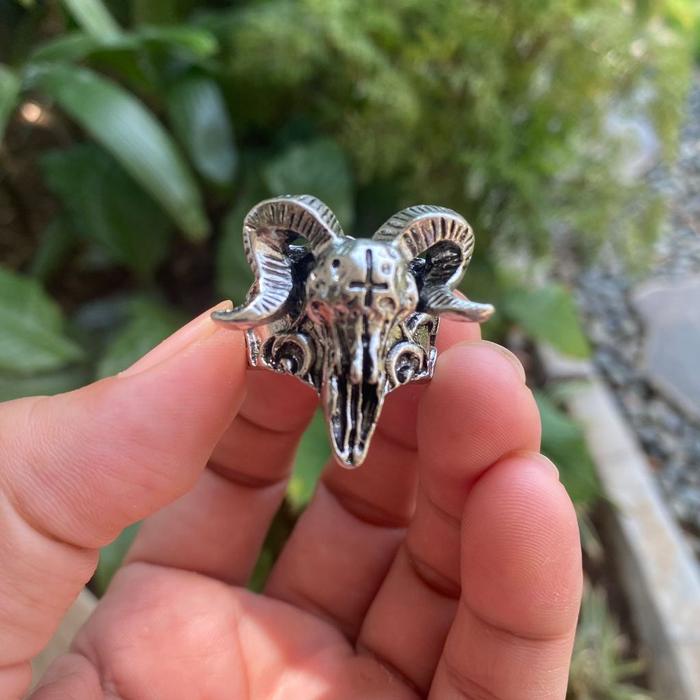 Cincin Kepala Kambing Premium / Cincin Pria Bentuk Kepala Kambing Domba Unik Keren / Cin Cin Dewa Te