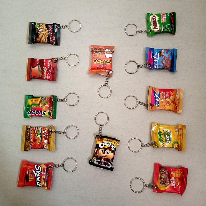 GROSIR 100 pcs GANTUNGAN KUNCI SNACK / MAGNET KULKAS SNACK MINIATUR GANTUNGAN TAS GANCI JAJANAN GANT