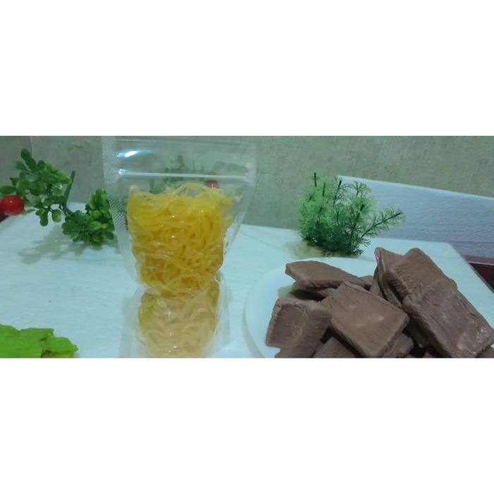 replika mie bakso/mie ayam, bisa juga buat mie instant