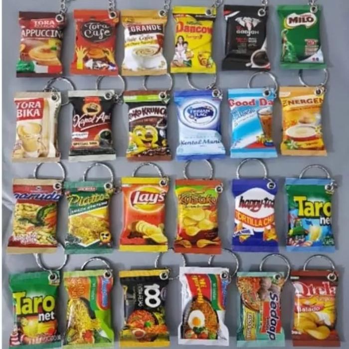 GANTUNGAN KUNCI MINIATUR SNACK RANDOM