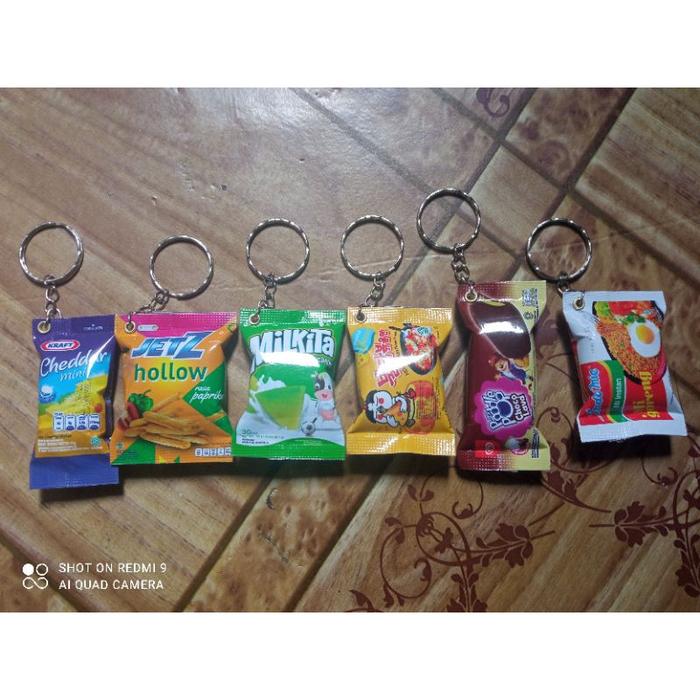Gantungan kunci miniatur snack