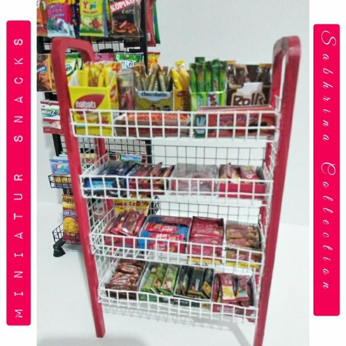 Miniatur Mainan Snacks Boneka Barbie Nabati Rolls Wafer
