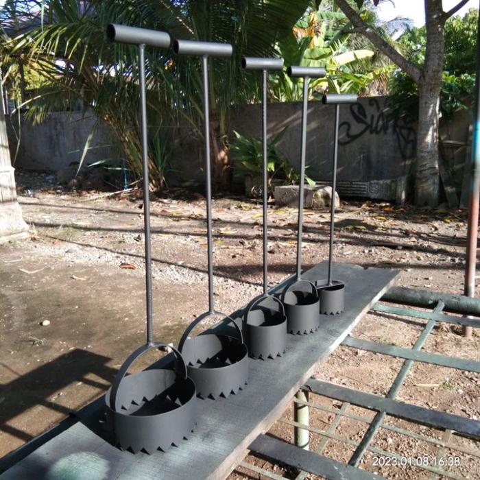 (cod) Alat Pelobang Mulsa: Diameter (5cm, 7cm, 9cm, 11 cm)