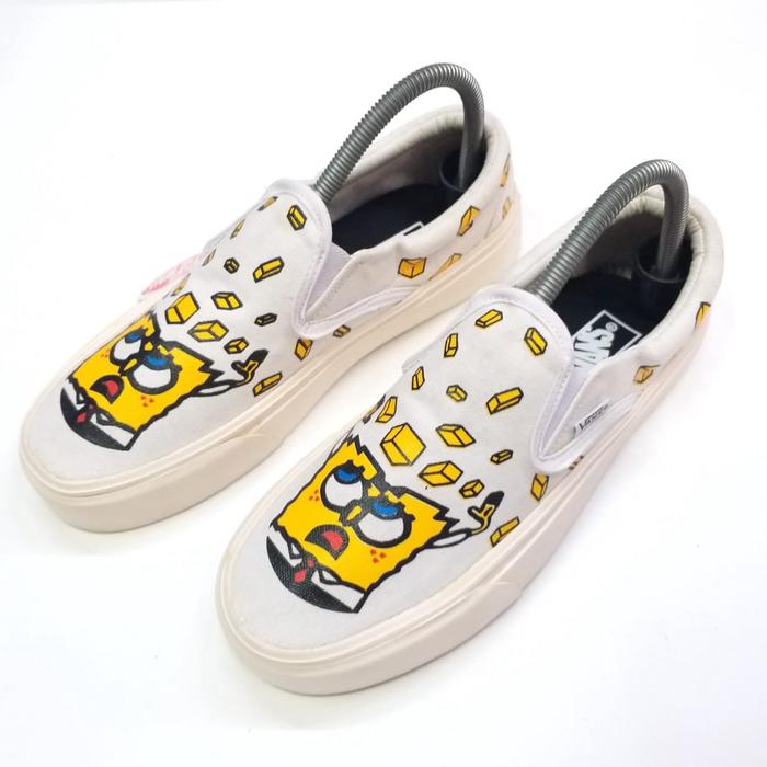 READY SEPATU VANS SPONGEBOB SLOP YELLOW KUNING PUTIH HITAM KADO FASHION COWOK CEWEK LUCU TERJANGKAU 