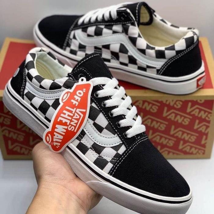 Sepatu Vans Oldskool checkerboard motif catur kotak kotak Sneakers Pria Kets Putih Abu Kado Hadiah S