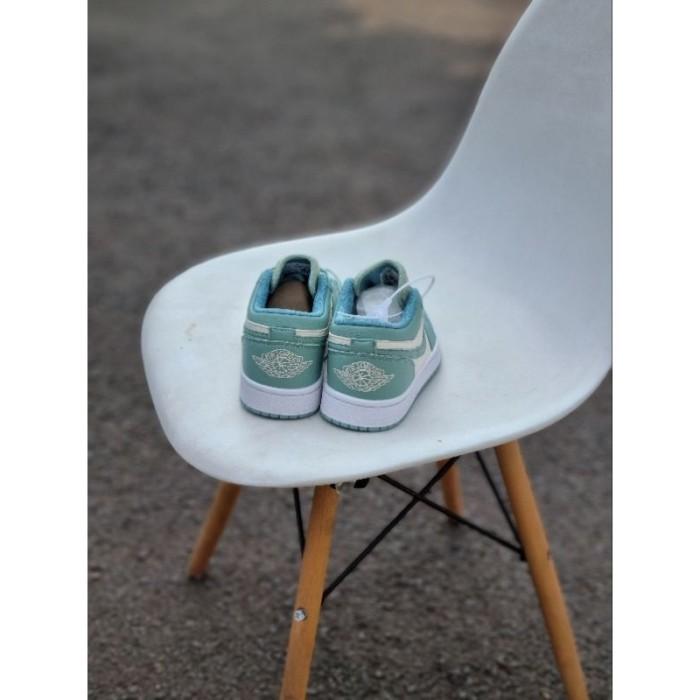 Sepatu Casual AirJordan 1Low White Tosca Premium Cewe Cowo