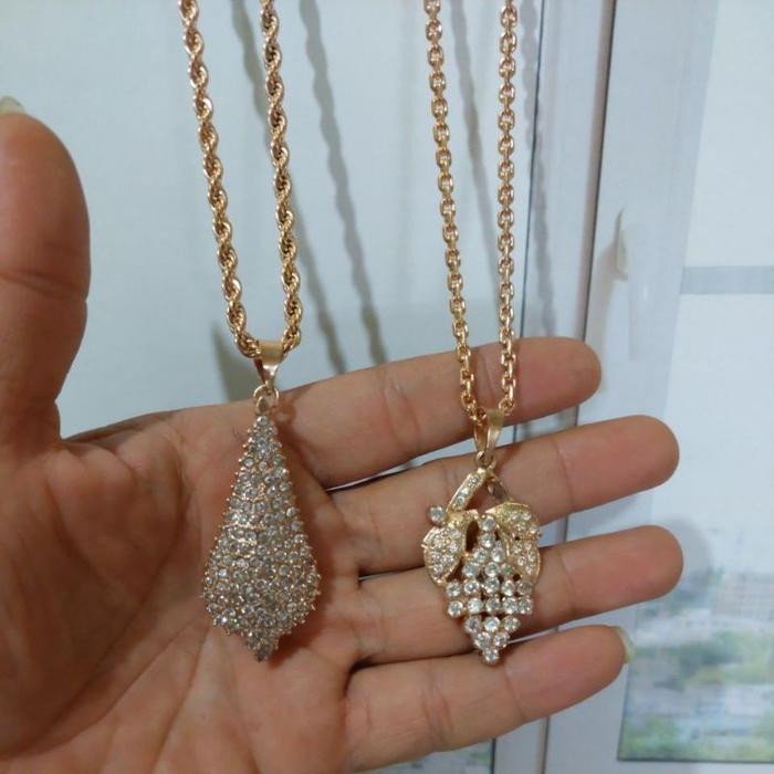 Liontin permata tempahan warna suasa 100% mirip asli