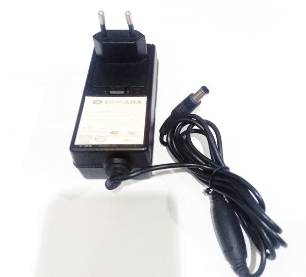 kodok adaptor keyboard Yamaha psr 1500 2.4A 16v pa 300 301 910 920 950 970 charger 16 volt pedal git