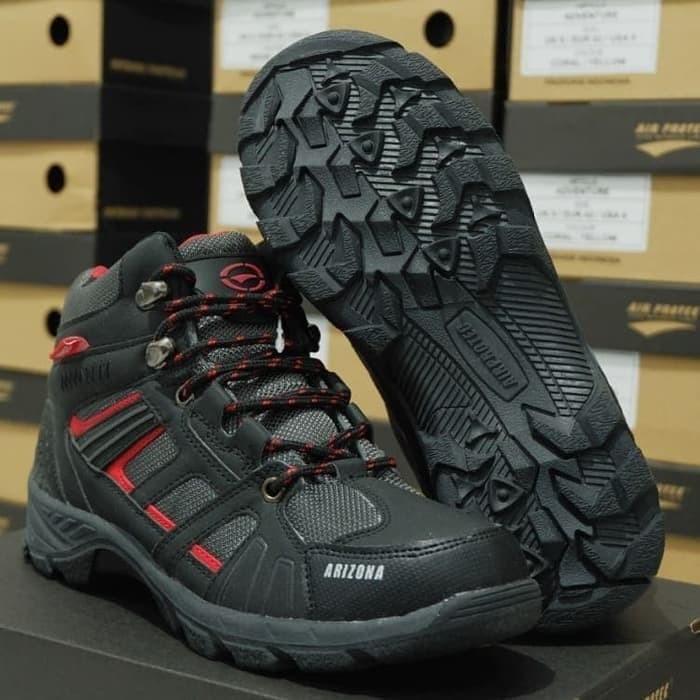 Sepatu Gunung Sepatu Hiking Air Protec Arizona black red