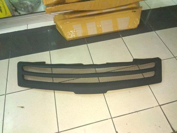 grill Nissan grand Livina lama