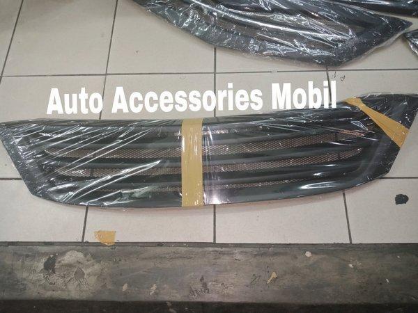 grill custom innova lama 2004-2006