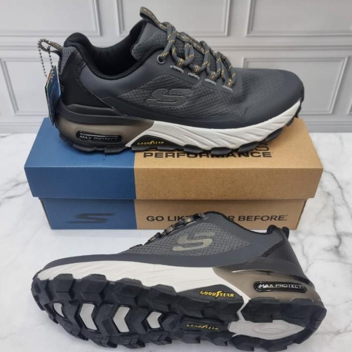 Sepatu Skechers Pria MAX PROTECT Original