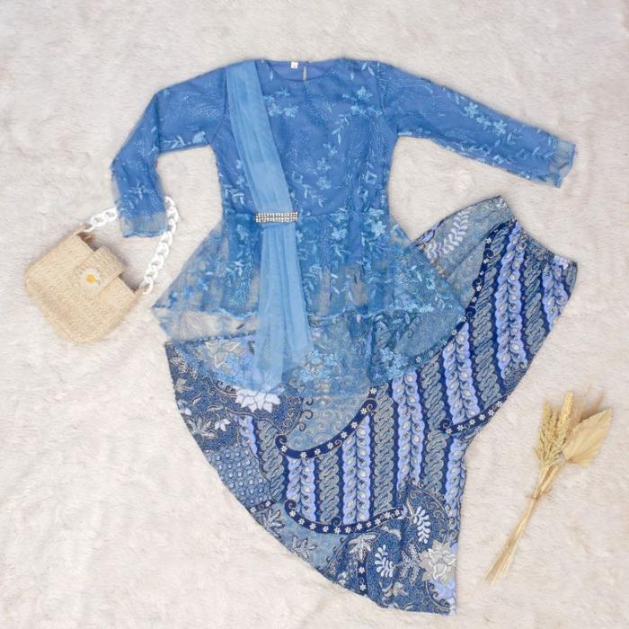 Setelan Kebaya anak modern selendang baju brukat lengan panjang rok duyung wisuda tk sd marun Terlar