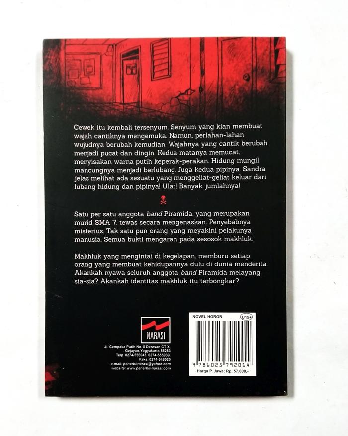 Novel Horor Penghuni Kelas Sepuluh