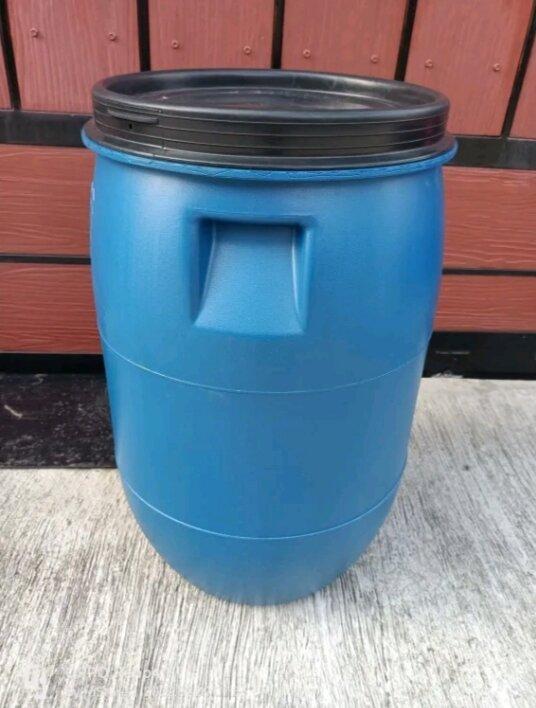tong sampah ukuran 60liter/ tong air
