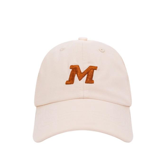 Topi Baseball Dylee&Lylee Huruf Putih M