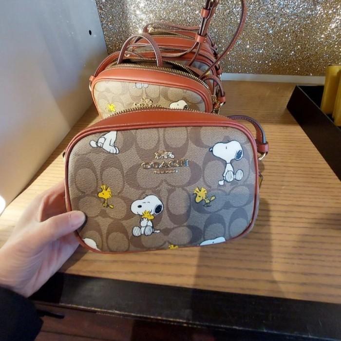 COACH X PEANUTS MINI JAMIE CAMERA BAG WITH SNOOPY KHAKI