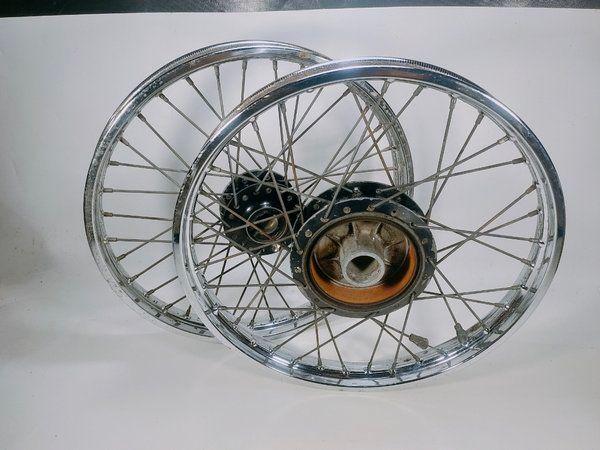 Velg Set Tromol Depan Belakang Suzuki RGR150 Original Used