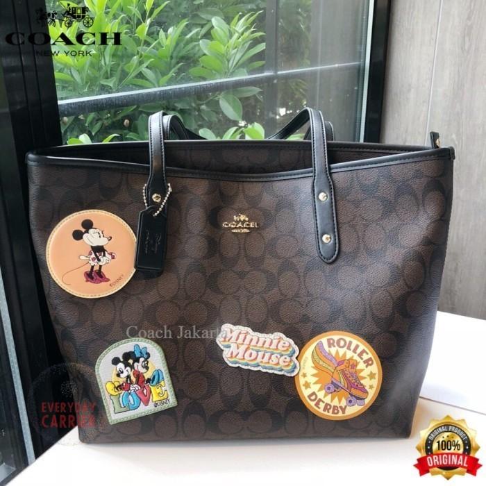 COACH Tas Wanita Tote Bag City Disney In Signature Dark Brown with Patches