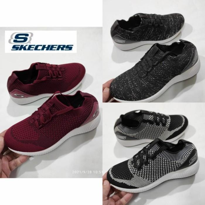 Skechers / Sepatu Running / SKECHERS BOBS SPORT SQUAD / Sepatu Skecher