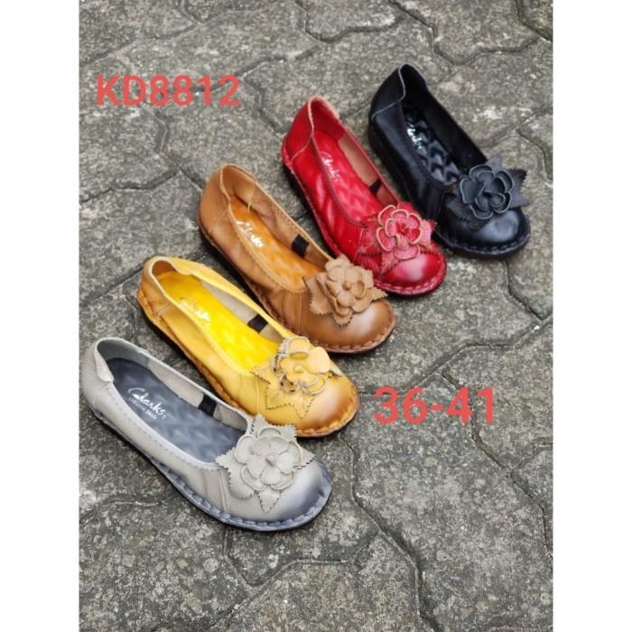 8812 Sepatu clarks wanita/sepatu kulit wanita/clarks original/clarks