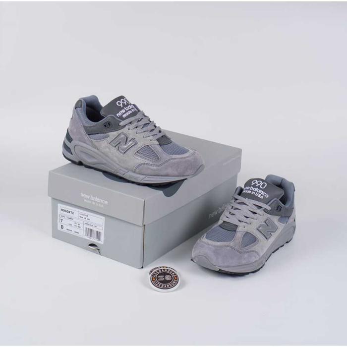 (Nb) Sepatu New Balance 990V2 X Wtaps Grey